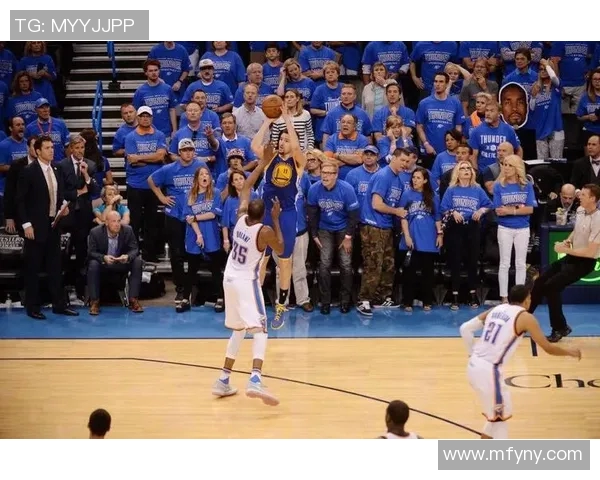 2015赛季NBA勇士与雷霆的激烈对决与精彩瞬间回顾