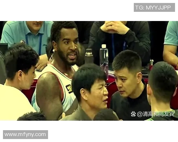 CBA焦点对决辽宁男篮迎战上海男篮力争季后赛席位的关键之战