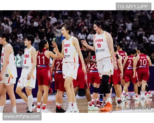 中国女篮迎战希腊女篮力争在国际赛场展现实力与风采 中国女篮迎战希腊女篮力争在国际赛场展现实力与风采