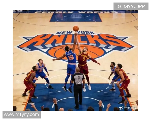 尼克斯与大老鹰激战正酣球迷期待精彩对决与绝妙表现 尼克斯与大老鹰激战正酣球迷期待精彩对决与绝妙表现