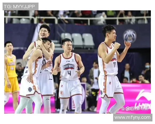 常规赛激战深圳队迎战辽宁队争夺季后赛席位的关键之战