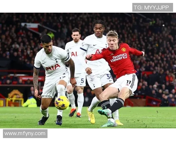 曼联对阵女王公园的精彩比赛视频回顾与分析