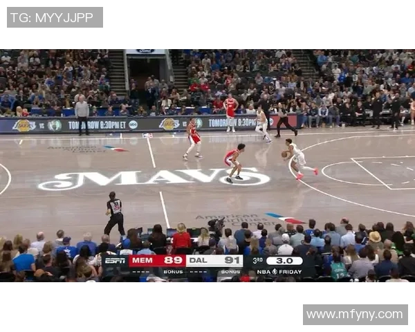 2021年NBA季后赛爵士队与快船队激战回顾与精彩瞬间分析