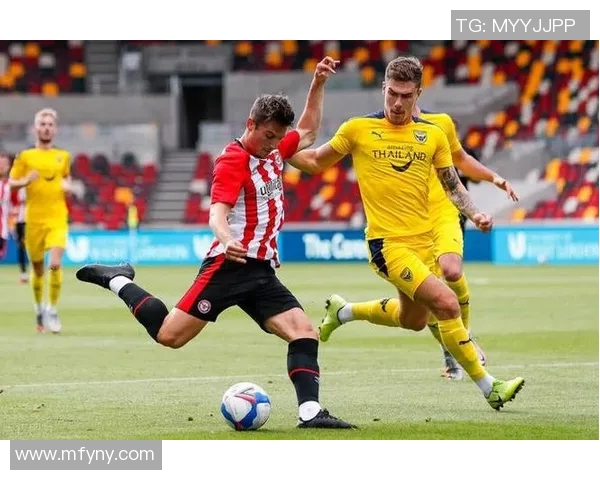 牛津联与克鲁比赛因天气原因延迟进行球迷期待新赛程安排